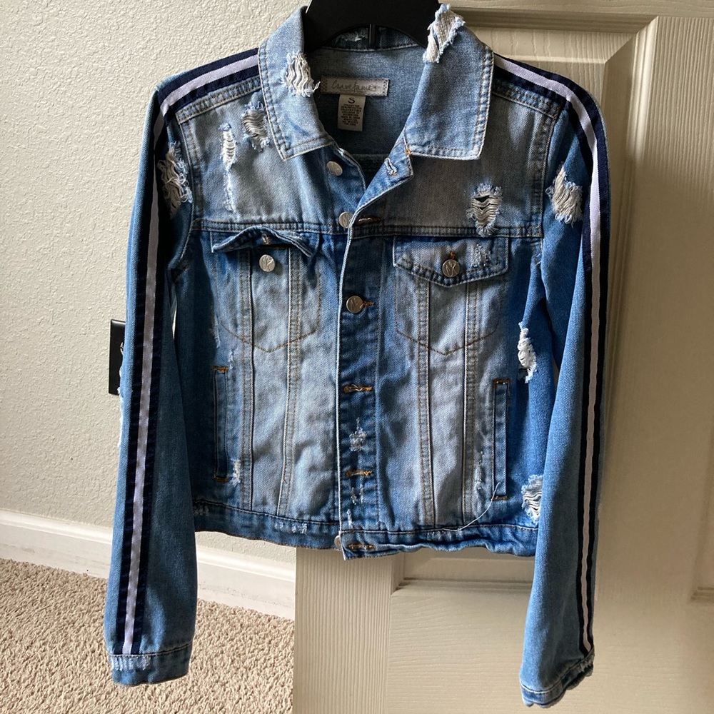 Jean jacket 🦋